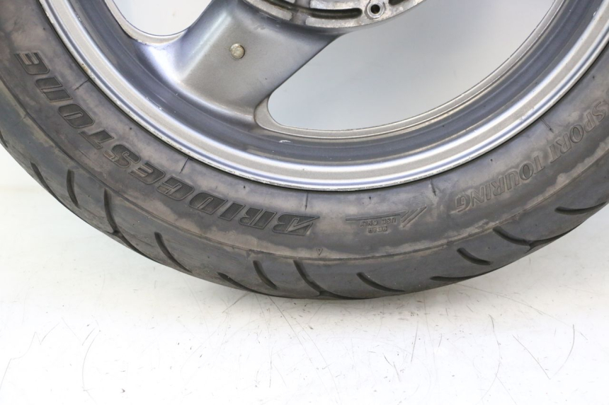 photo de CERCHIO POSTERIORE E PNEUMATICO HONDA ST PAN EUROPEAN 1100 (1990 - 2002) - Dettaglio del componente