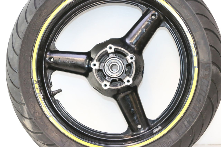 photo de CERCHIO POSTERIORE E PNEUMATICO SUZUKI SV S 650 (2003 - 2009) - Altra vista dell'articolo