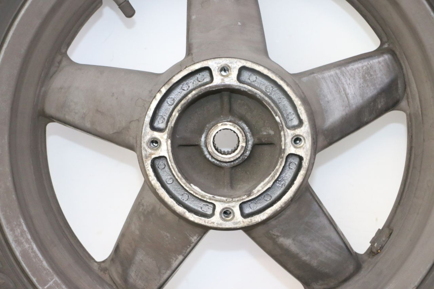 photo de CERCHIO POSTERIORE E PNEUMATICO YAMAHA X-MAX XMAX 125 (2010 - 2013) - Ricambio usato controllato