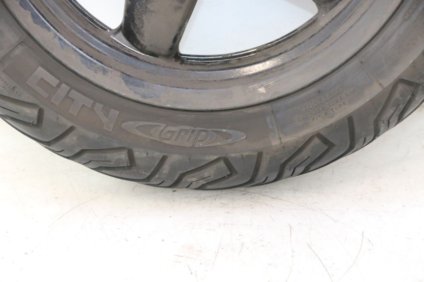 photo de CERCHIO POSTERIORE E PNEUMATICO YAMAHA X-MAX XMAX 125 (2010 - 2013) - Altra angolazione