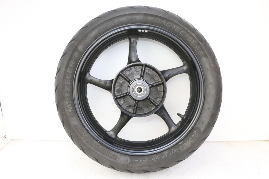 photo de CERCHIO POSTERIORE E PNEUMATICO YAMAHA XJ6 ABS 600 (2008 - 2016) - Dettaglio del componente