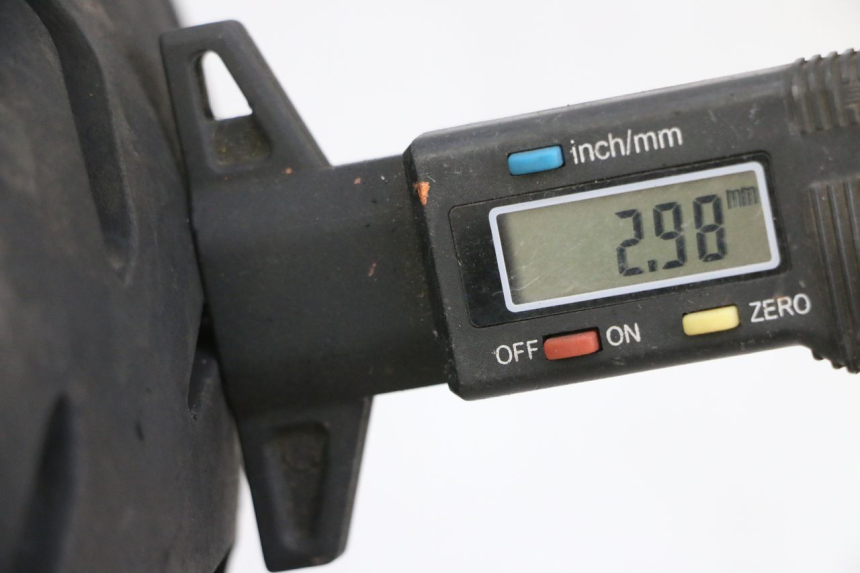 photo de CERCHIO POSTERIORE E PNEUMATICO YAMAHA YP MAJESTY 125 (2002 - 2006) - Dettaglio del componente