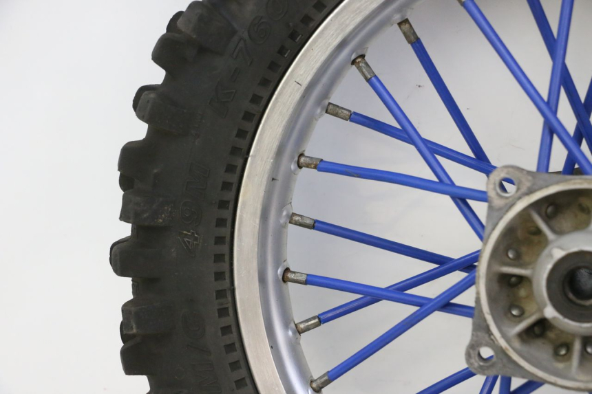 photo de CERCHIO POSTERIORE E PNEUMATICO YAMAHA YZ 85 (2002 - 2018) - Zoom sui componenti