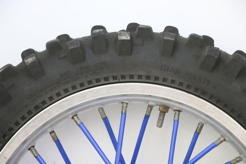 photo de CERCHIO POSTERIORE E PNEUMATICO YAMAHA YZ 85 (2002 - 2018) - Focus sulla struttura