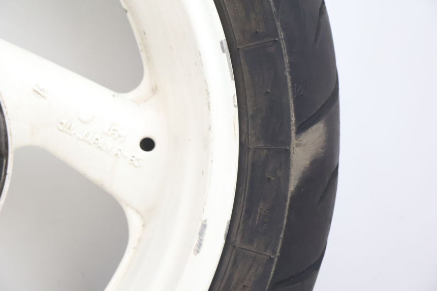 photo de CERCHIO POSTERIORE E PNEUMATICO YAMAHA YZF R GENESIS 750 (1993 - 1998) - Ricambio usato controllato