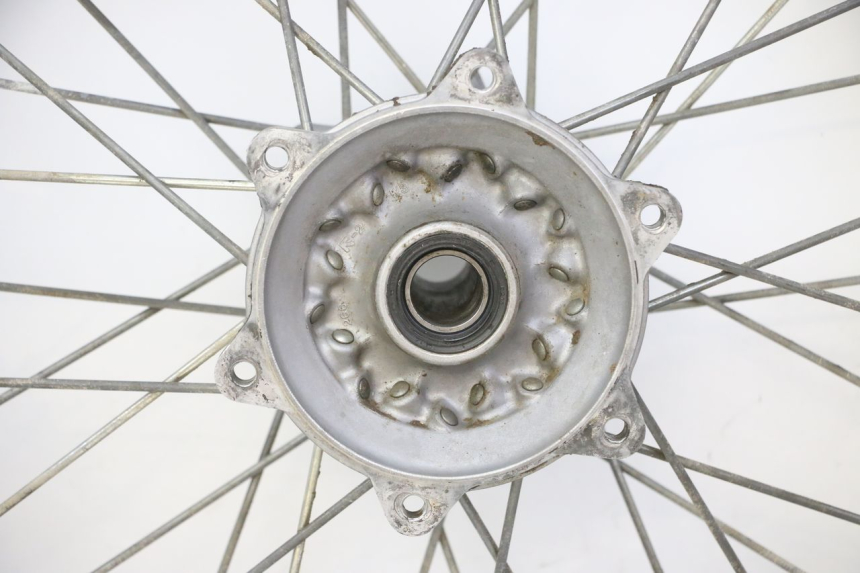 photo de CERCHIO POSTERIORE E PNEUMATICO YAMAHA YZF YZ-F 450 (2014 - 2016) - Vista principale