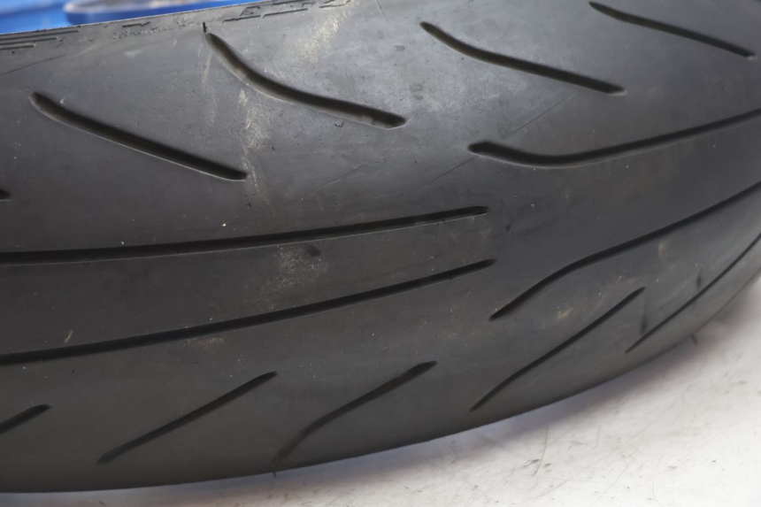 photo de CERCHIO POSTERIORE E PNEUMATICO KAWASAKI ZX-6R ZX6R 600 (2000 - 2002) - Vista d'insieme del prodotto