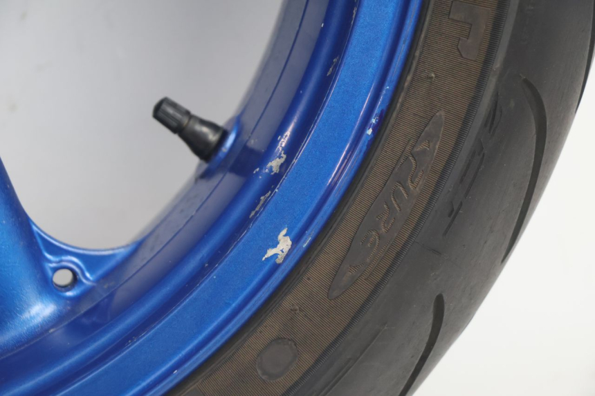 photo de CERCHIO POSTERIORE E PNEUMATICO KAWASAKI ZX-6R ZX6R 600 (2000 - 2002) - Ricambio usato controllato