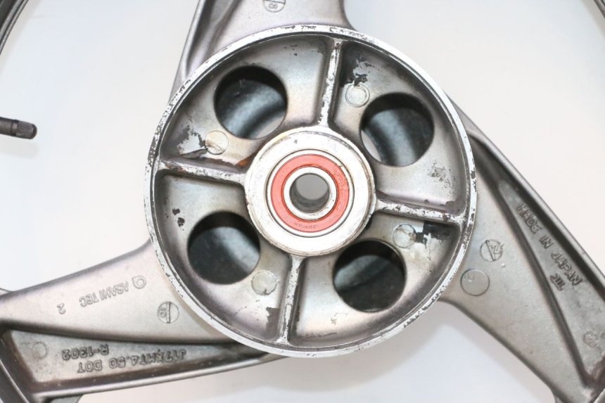 photo de CERCHIO POSTERIORE E PNEUMATICO KAWASAKI ZZR 600 (1995 - 2004) - Dettaglio del componente