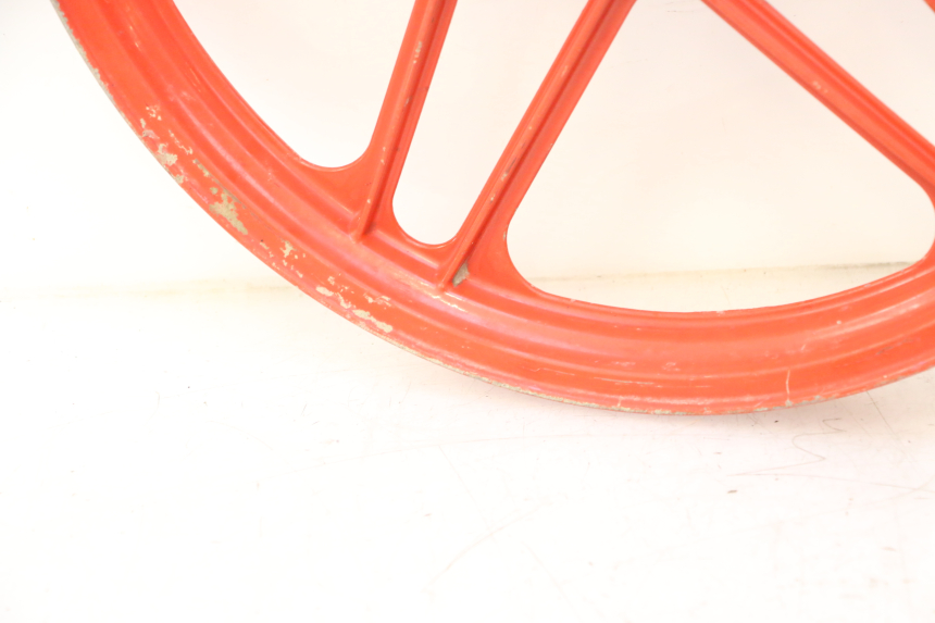 photo de CERCHIO POSTERIORE PEUGEOT 103 SPX CLIP 50 (1989 - 1992) - Altra angolazione