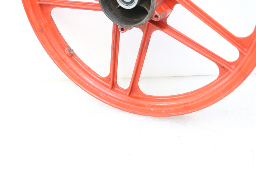 photo de CERCHIO POSTERIORE PEUGEOT 103 SPX CLIP 50 (1989 - 1992) - Stato della superficie e materiale