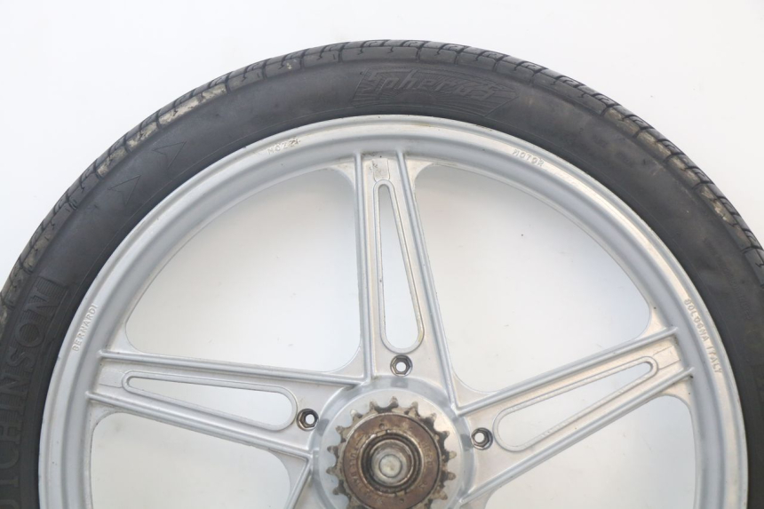 photo de CERCHIO POSTERIORE PEUGEOT 103 VOGUE VS2 50 (2004 - 2017) - Altra angolazione