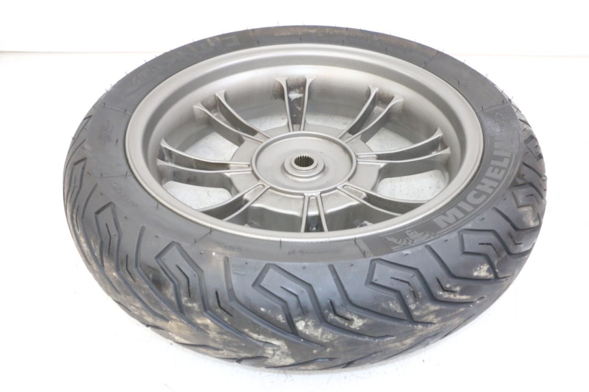 photo de CERCHIO POSTERIORE QUADRO 3D S 350 (2013 - 2018) - Primo piano tecnico