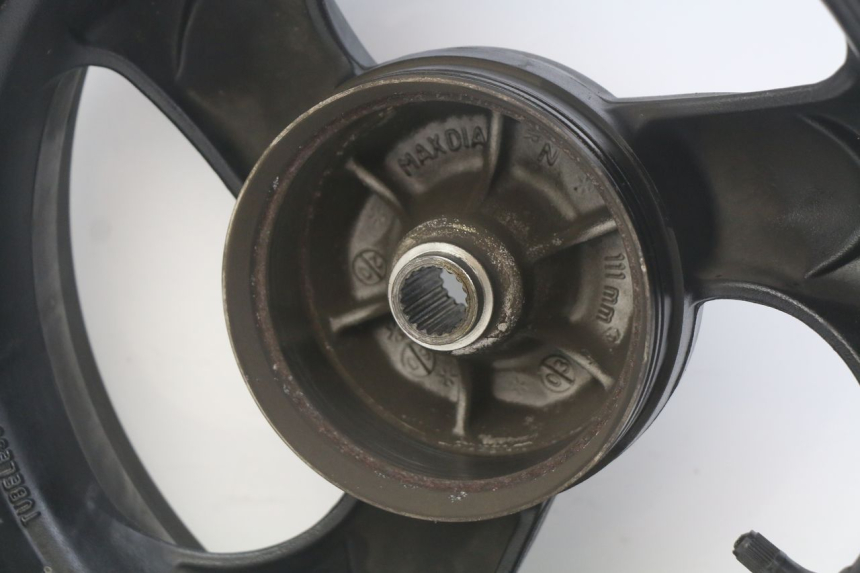 photo de CERCHIO POSTERIORE KYMCO AGILITY 4T 50 (2018 - 2022) - Vista d'insieme del prodotto