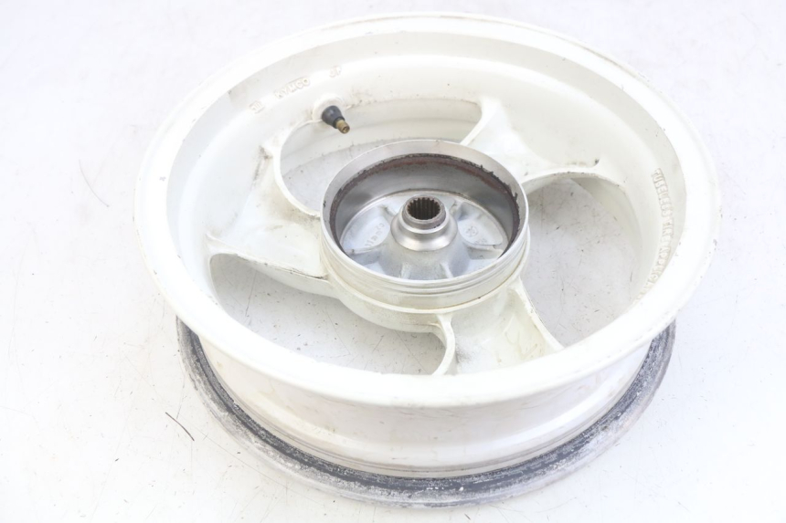 photo de CERCHIO POSTERIORE KYMCO AGILITY 4T 50 (2005 - 2018) - Stato della superficie e materiale