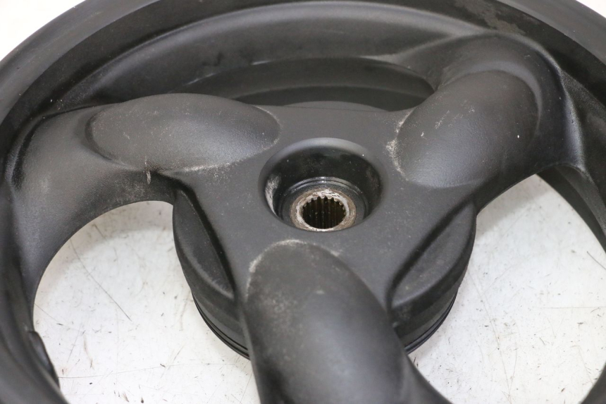 photo de CERCHIO POSTERIORE KYMCO AGILITY 4T 50 (2005 - 2018) - Caratteristiche distintive