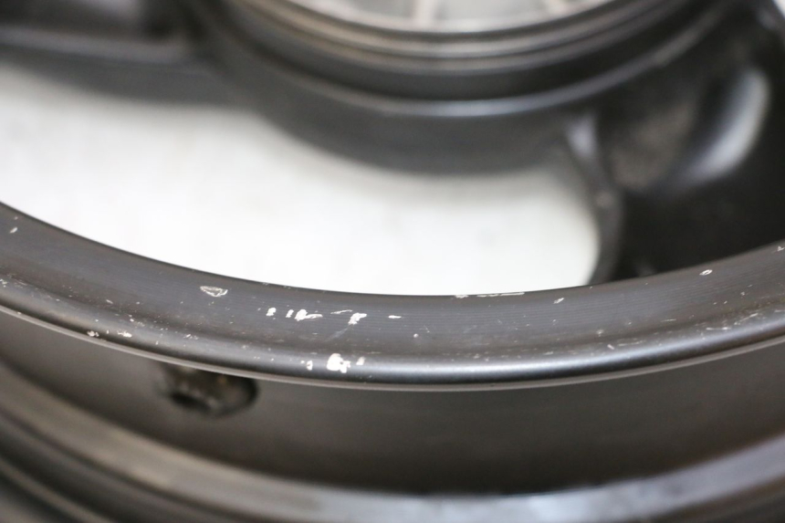 photo de CERCHIO POSTERIORE KYMCO AGILITY 4T 50 (2005 - 2018) - Zoom sui componenti