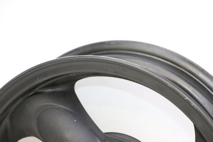 photo de CERCHIO POSTERIORE KYMCO AGILITY 4T 50 (2005 - 2018) - Dettagli dei punti di fissaggio