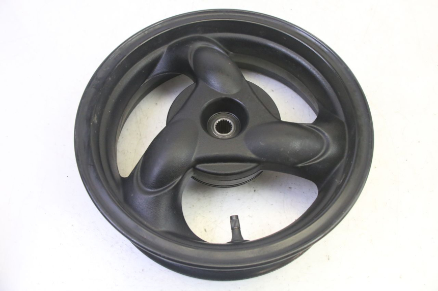 photo de CERCHIO POSTERIORE KYMCO AGILITY 4T 50 (2018 - 2022) - Vista principale