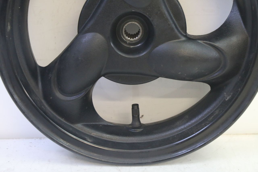 photo de CERCHIO POSTERIORE KYMCO AGILITY 4T 50 (2018 - 2022) - Altra angolazione