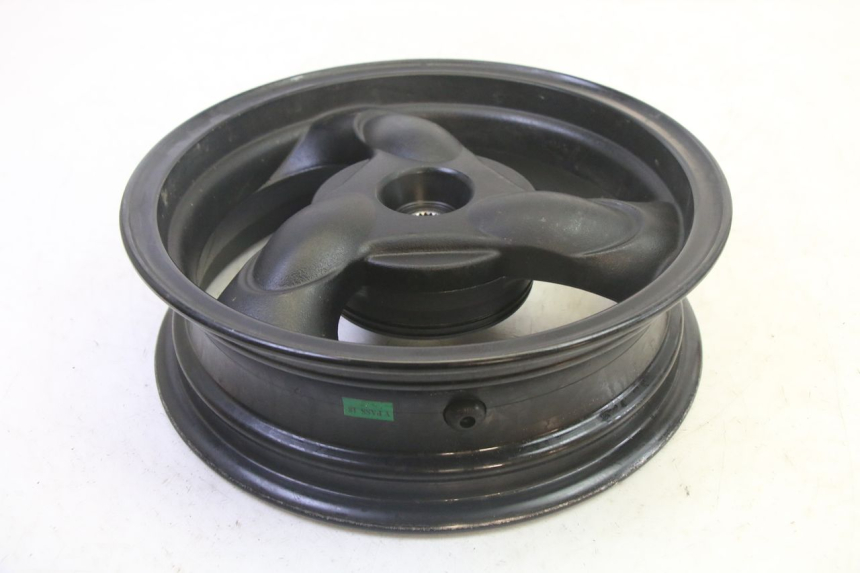 photo de CERCHIO POSTERIORE KYMCO AGILITY 4T 50 (2018 - 2022) - Vista d'insieme del prodotto