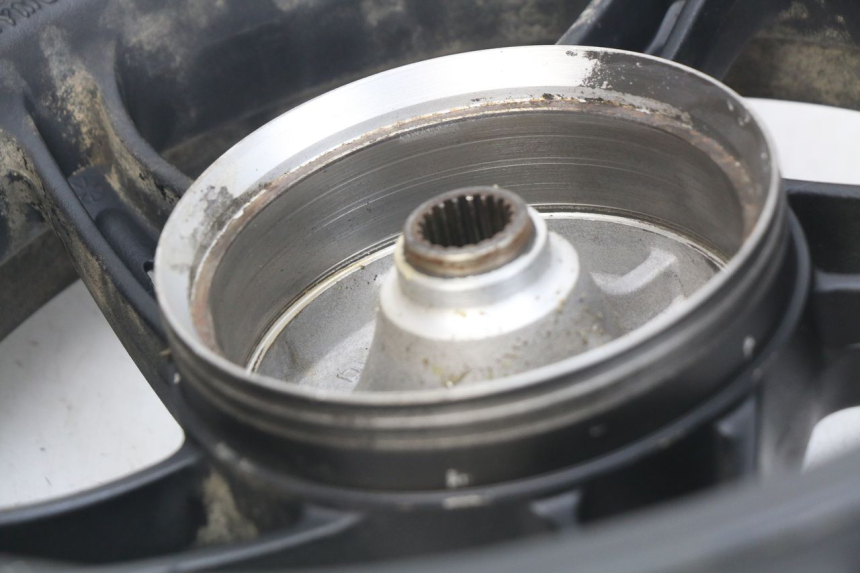 photo de CERCHIO POSTERIORE KYMCO AGILITY RS 2T 50 (2009 - 2013) - Dettaglio del componente