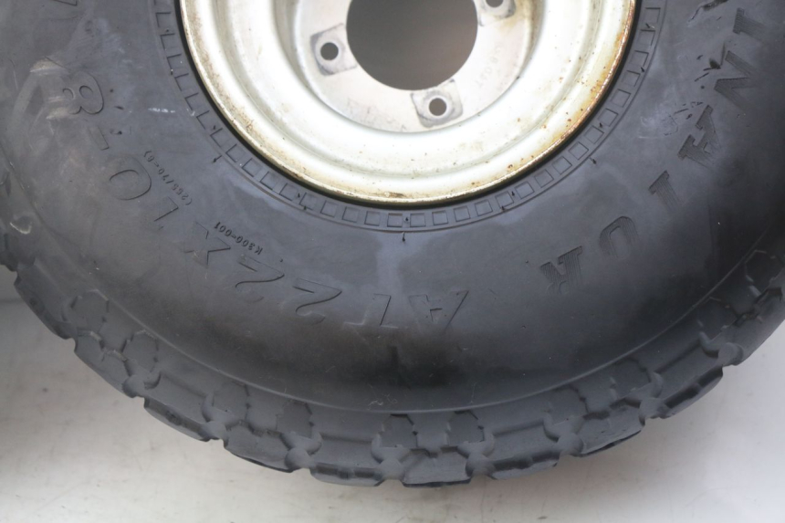 photo de CERCHIO POSTERIORE YAMAHA BLASTER 200 (2003 - 2007) - Dettagli dei punti di fissaggio