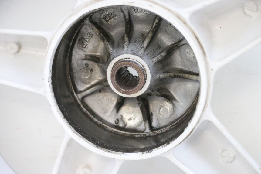 photo de CERCHIO POSTERIORE MBK BOOSTER SPIRIT NAKED 50 (2004 - 2017) - Primo piano tecnico