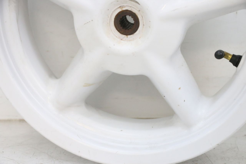 photo de CERCHIO POSTERIORE MBK BOOSTER SPIRIT NAKED 50 (2004 - 2017) - Dettagli dei punti di fissaggio