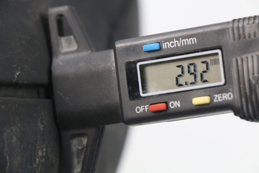 photo de CERCHIO POSTERIORE MV AGUSTA BRUTALE R WALLY 910 (2008 - 2008) - Zoom sullo stato d'uso