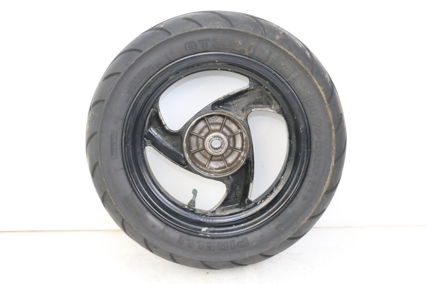 photo de CERCHIO POSTERIORE PEUGEOT BUXY 50 (1993 - 1998) - Primo piano ad alta risoluzione