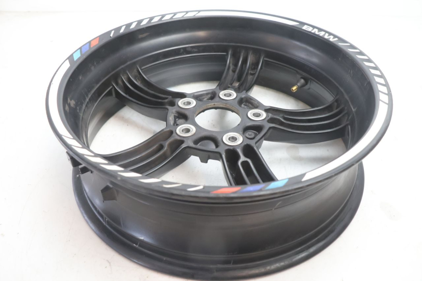 photo de CERCHIO POSTERIORE BMW C SPORT 650 (2015 - 2021) - Caratteristiche distintive
