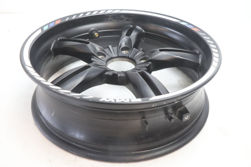photo de CERCHIO POSTERIORE BMW C SPORT 650 (2015 - 2021) - Primo piano tecnico
