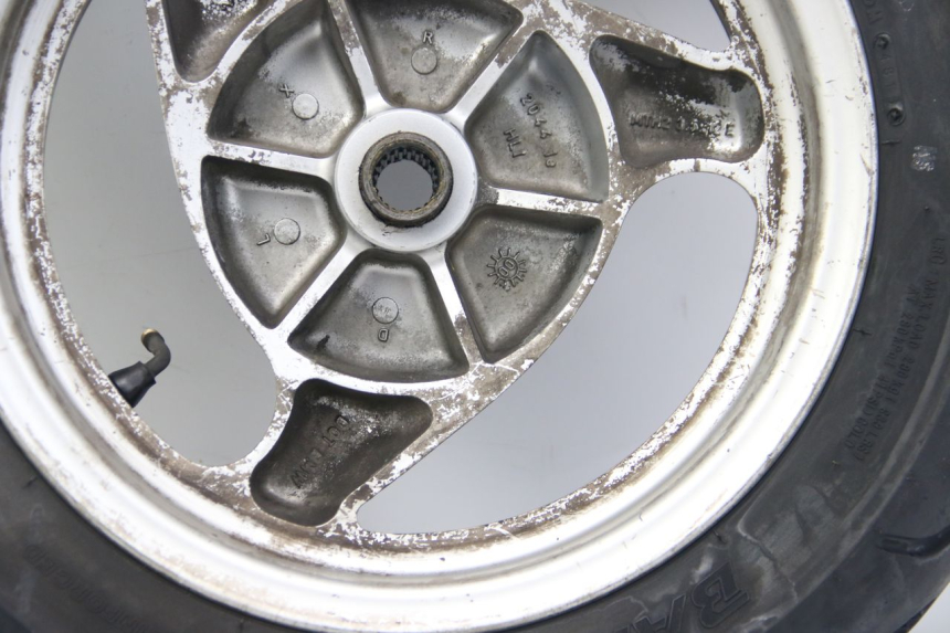 photo de CERCHIO POSTERIORE BMW C1 125 (2000 - 2003) - Dettagli dei punti di fissaggio