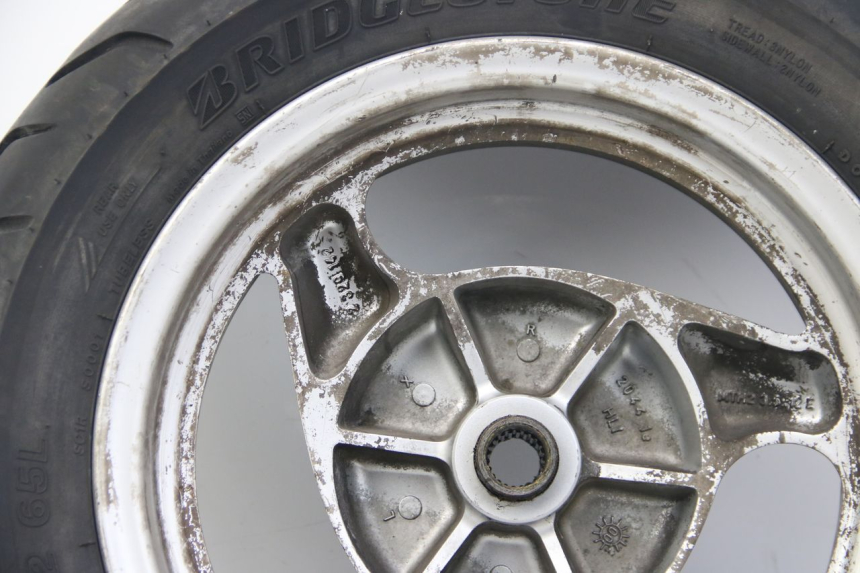 photo de CERCHIO POSTERIORE BMW C1 125 (2000 - 2003) - Stato della superficie e materiale