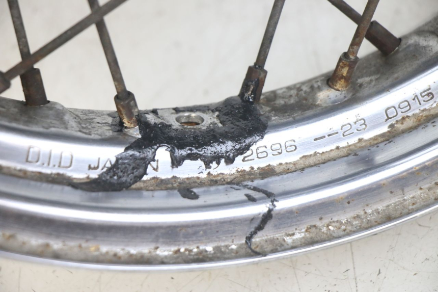 photo de CERCHIO POSTERIORE HONDA CA REBEL 125 (1995 - 2001) - Altra angolazione