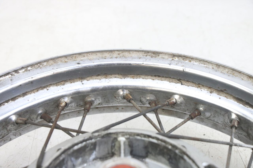 photo de CERCHIO POSTERIORE HONDA CA REBEL 125 (1995 - 2001) - Primo piano tecnico