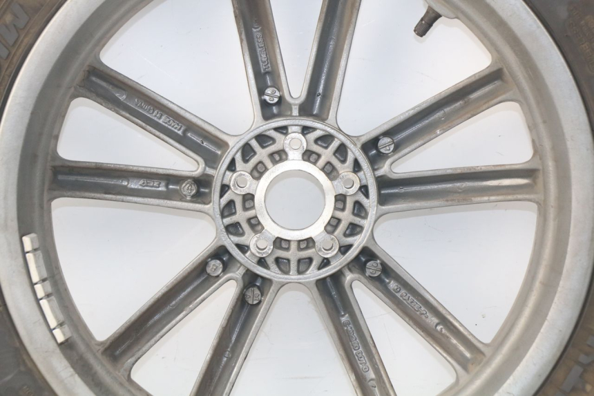 photo de CERCHIO POSTERIORE PIAGGIO CARNABY 125 (2007 - 2011) - Altra vista dell'articolo