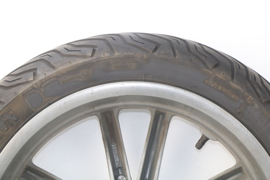 photo de CERCHIO POSTERIORE PIAGGIO CARNABY 125 (2007 - 2011) - Caratteristiche distintive