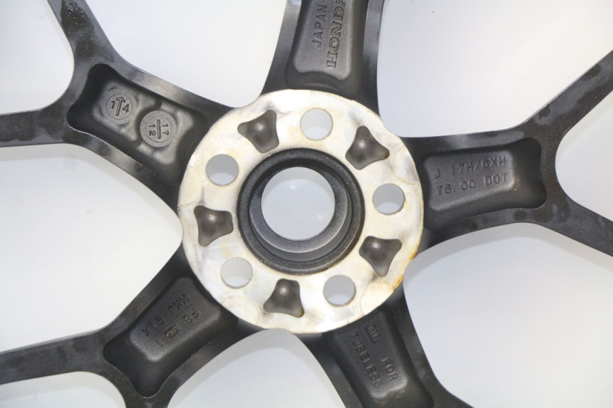 photo de CERCHIO POSTERIORE HONDA CB R 1000 (2018 - 2023) - Focus sulla struttura