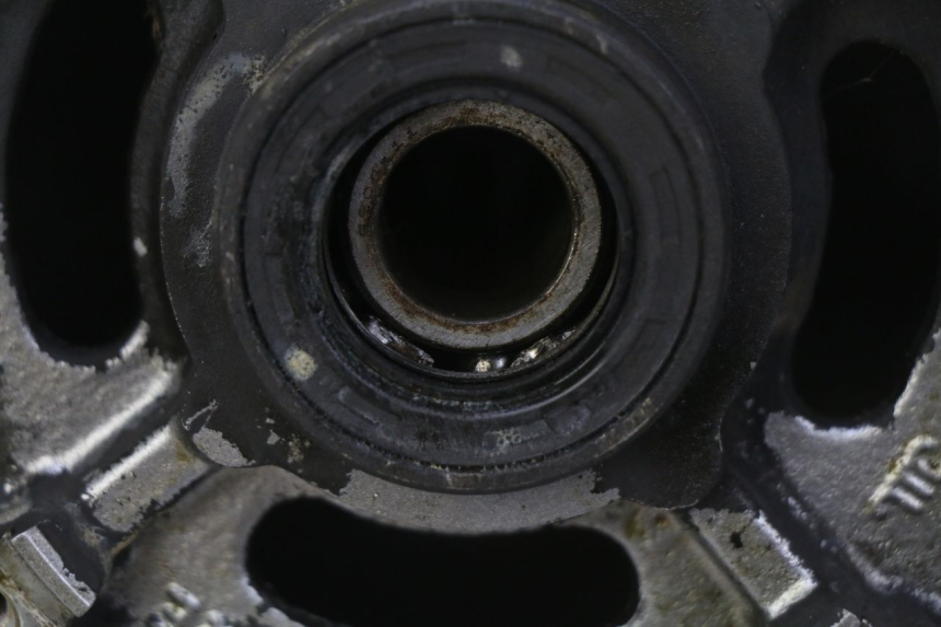 photo de CERCHIO POSTERIORE HONDA CBF 500 (2004 - 2007) - Zoom sui componenti