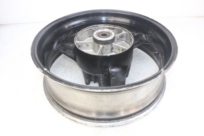 photo de CERCHIO POSTERIORE HONDA CBR F SC25 1000 (1989 - 1992) - Marcature e riferimenti originali