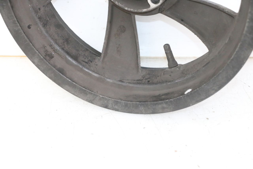 photo de CERCHIO POSTERIORE PEUGEOT CITYSTAR 50 (2013 - 2017) - Primo piano tecnico