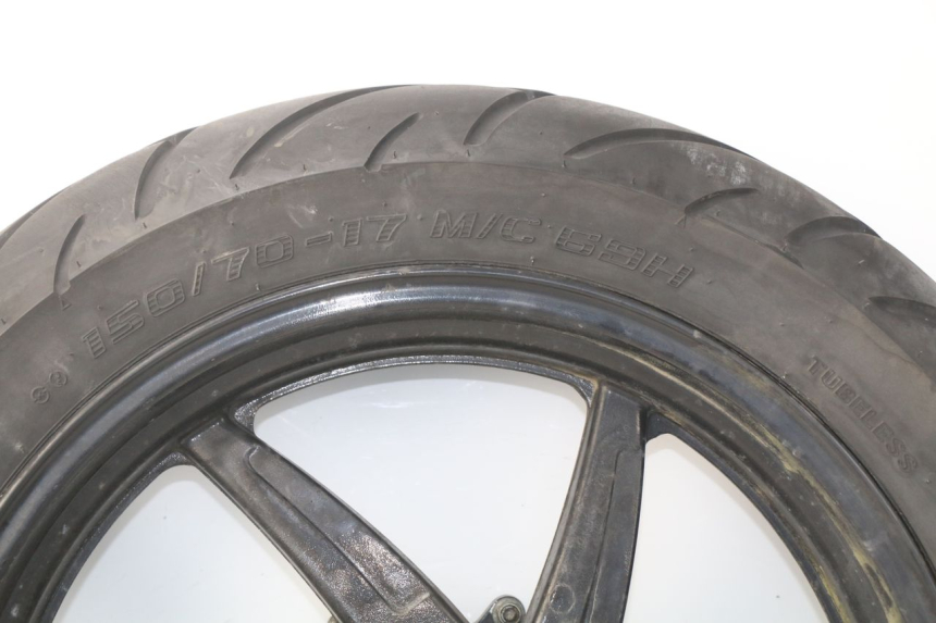 photo de CERCHIO POSTERIORE HYOSUNG COMET GTR 125 (2007 - 2014) - Zoom sui componenti