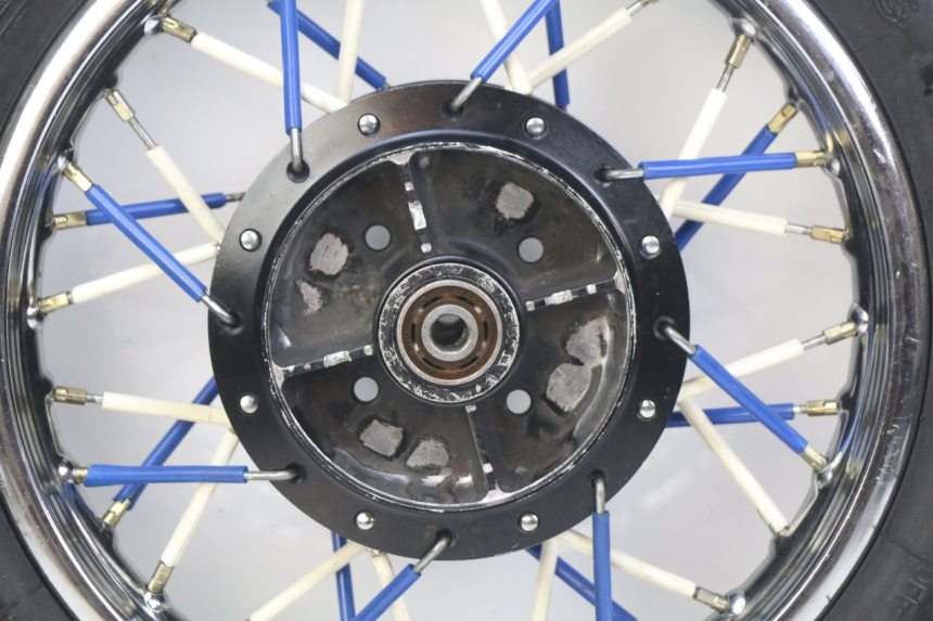 photo de CERCHIO POSTERIORE JIANSHE COYOTE 80 - Angolazione alternativa