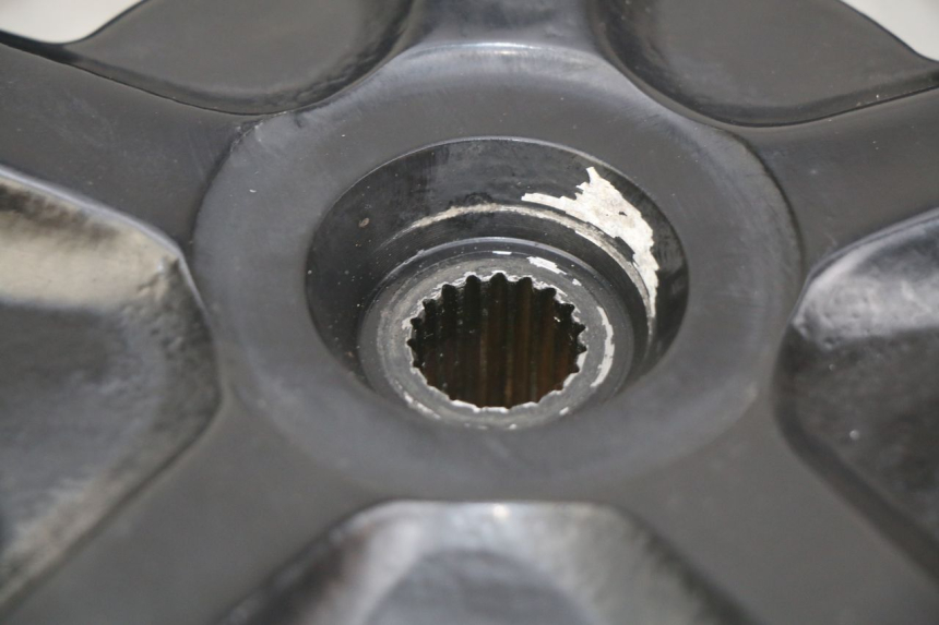 photo de CERCHIO POSTERIORE SYM CROX 4T 50 (2016 - 2023) - Primo piano ad alta risoluzione