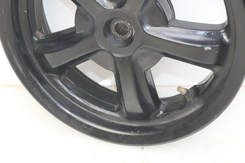 photo de CERCHIO POSTERIORE SYM CROX 4T 50 (2016 - 2023) - Vista d'insieme del prodotto