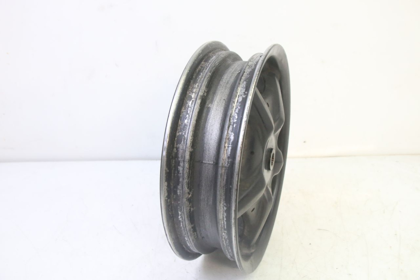 photo de CERCHIO POSTERIORE YAMAHA CYGNUS X INJECTION 125 (2007 - 2013) - Dettagli dei punti di fissaggio