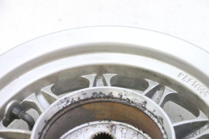 photo de CERCHIO POSTERIORE DAELIM BESBI 125 (2007 - 2008) - Altra vista dell'articolo