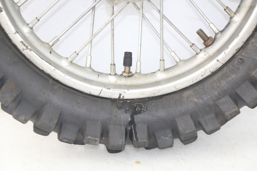 photo de CERCHIO POSTERIORE CRZ DIRTBIKE 140 - Caratteristiche distintive